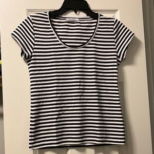 Striped Black and White Short Sleeve Tee